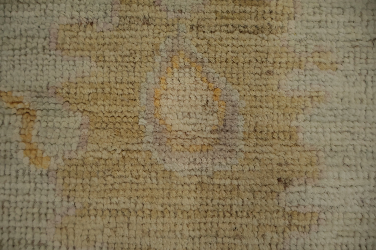 Traditional Style Oushak Area Rug 9x12 with a Harmony of Gentle Shades
