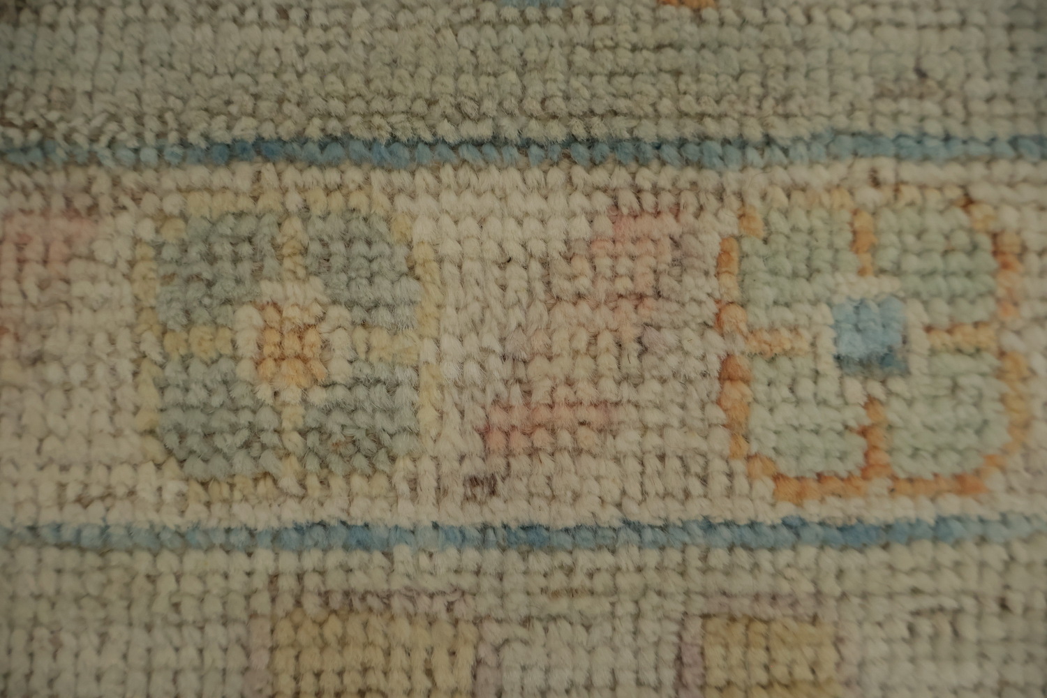Traditional Style Oushak Area Rug 9x12 with a Harmony of Gentle Shades