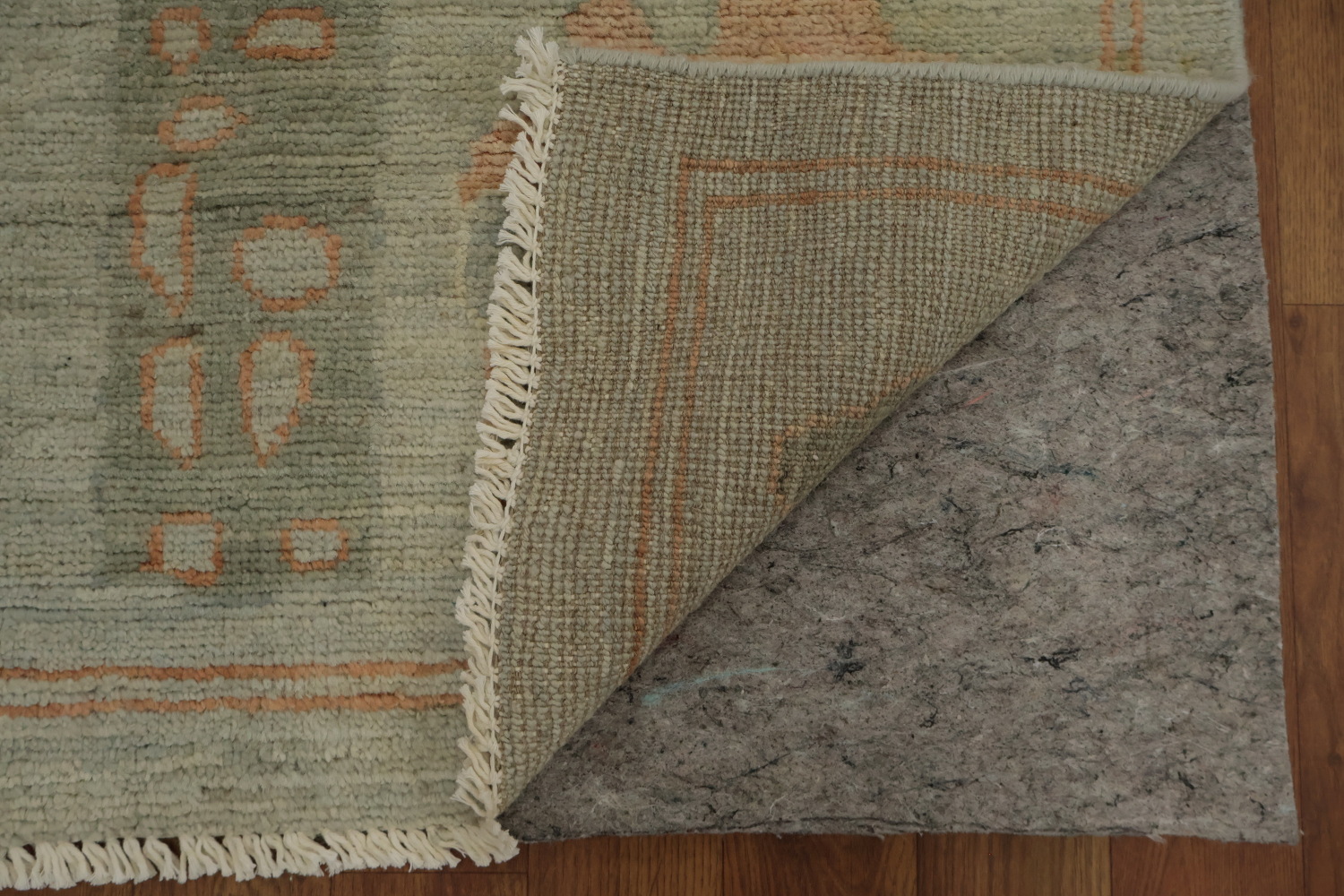 Transform Your Space with This Oushak Vegetable Dye Area Rug 9x12