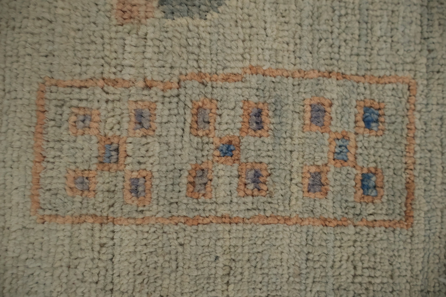 Transform Your Space with This Oushak Vegetable Dye Area Rug 9x12