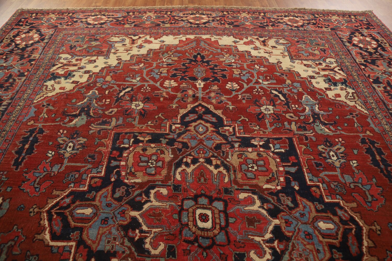 Pre-1900 Antique Vegetable Dye Heriz Serapi Persian Rug 11x13