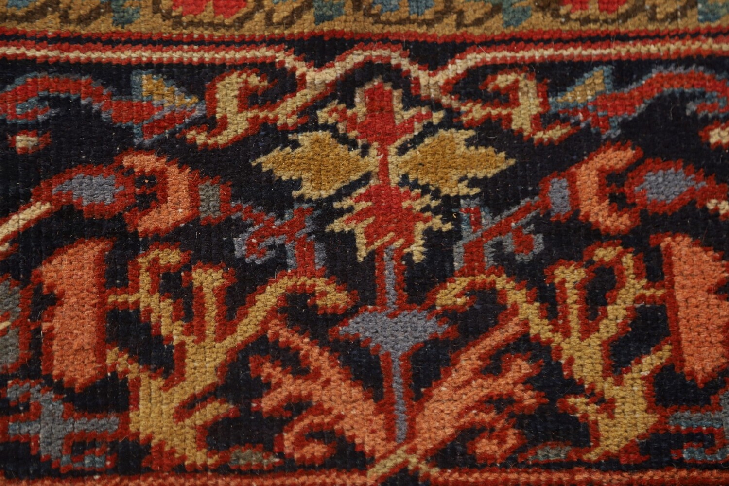 Pre-1900 Antique Vegetable Dye Heriz Serapi Persian Rug 9x14