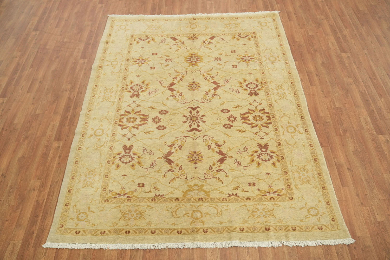 Elegant Traditional Peshawar Pakistan Rug with Subtle Floral Accents 6'x8'