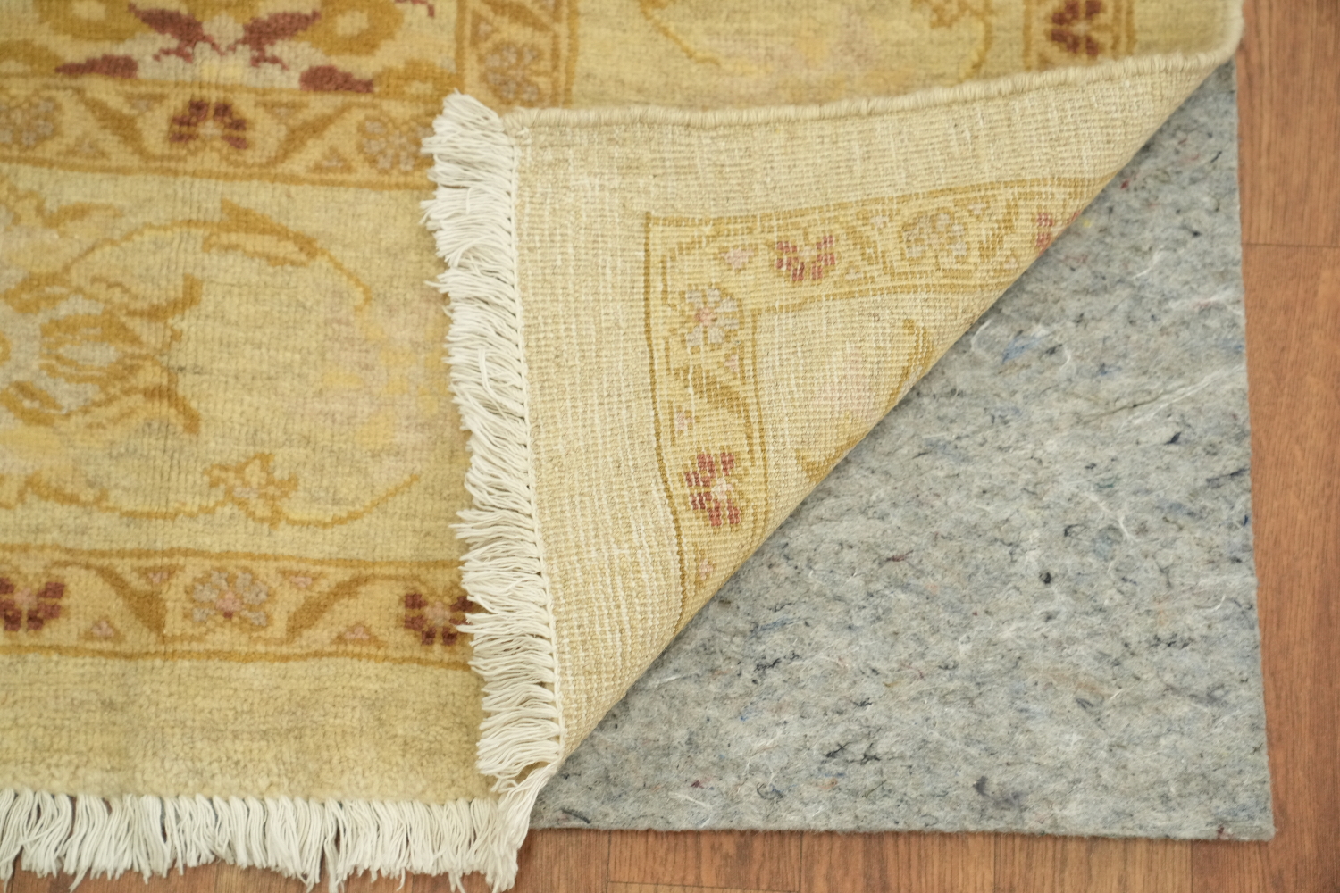 Elegant Traditional Peshawar Pakistan Rug with Subtle Floral Accents 6'x8'