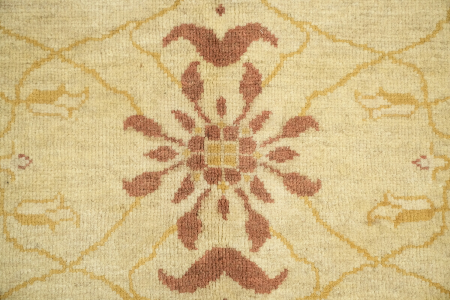 Elegant Traditional Peshawar Pakistan Rug with Subtle Floral Accents 6'x8'
