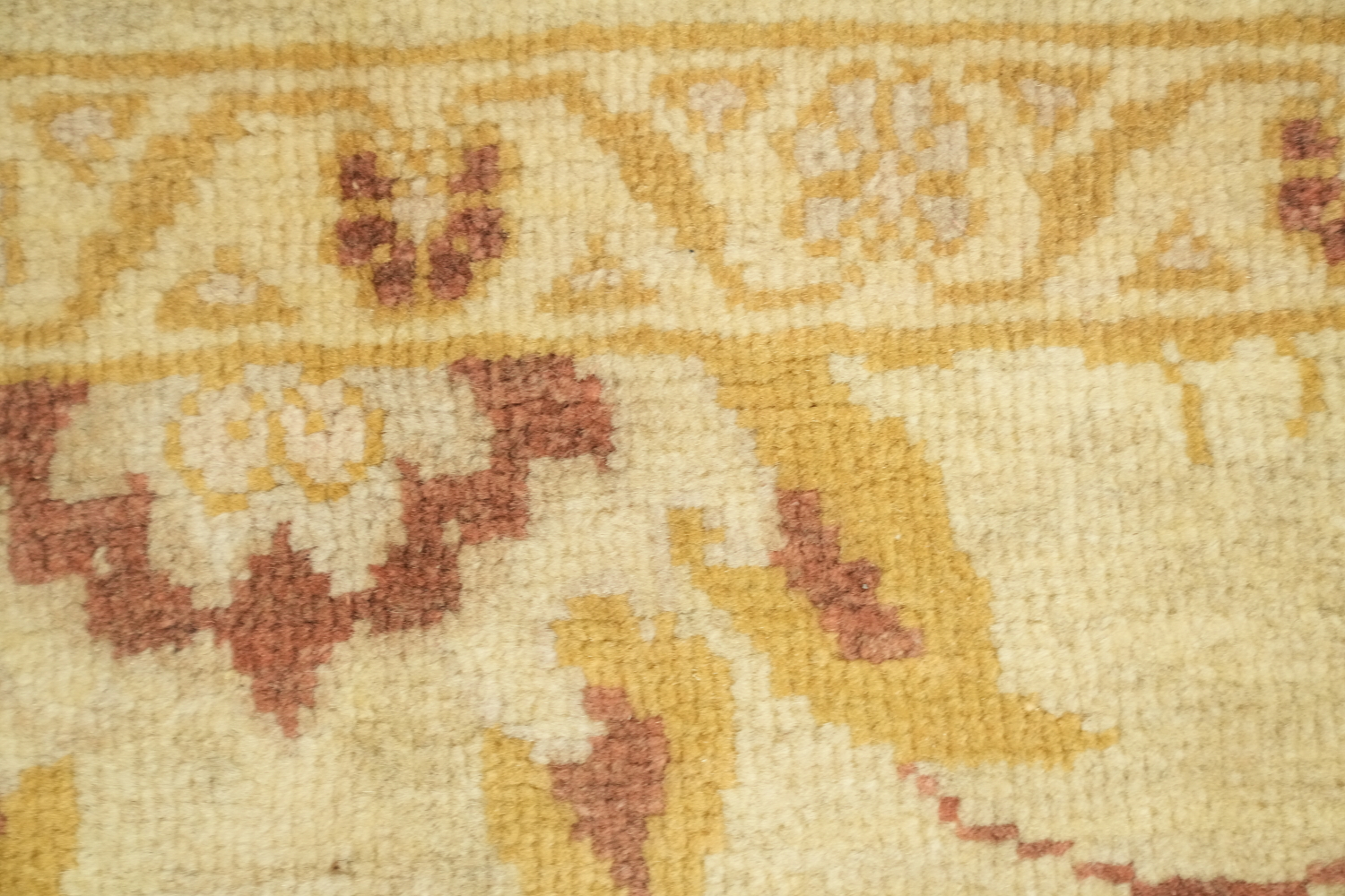 Elegant Traditional Peshawar Pakistan Rug with Subtle Floral Accents 6'x8'