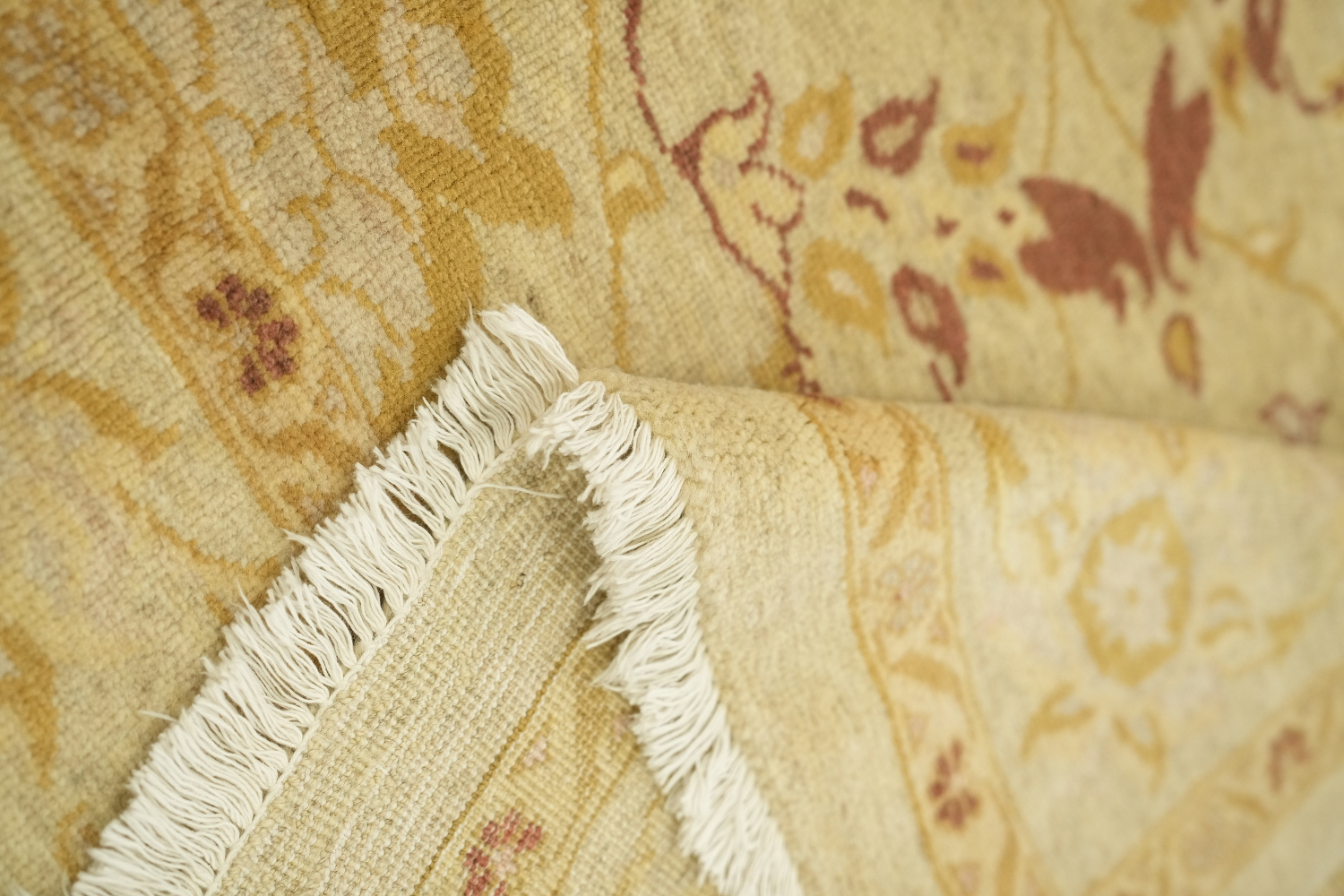 Elegant Traditional Peshawar Pakistan Rug with Subtle Floral Accents 6'x8'