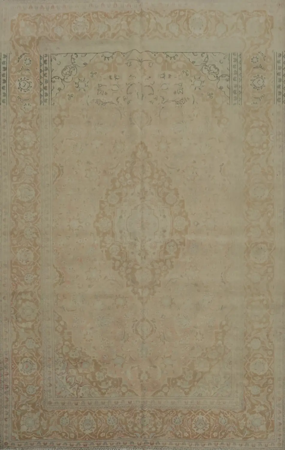 Vintage Charm and Grace in a Beautifully Detailed Persian Rug 8x11