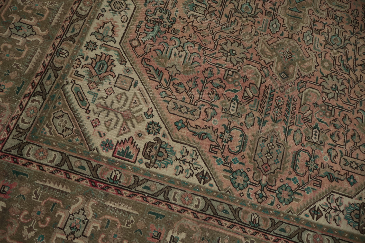 Elegant Pink Tabriz Antique-Style Rug in Subtle Earthy Tones 6x9