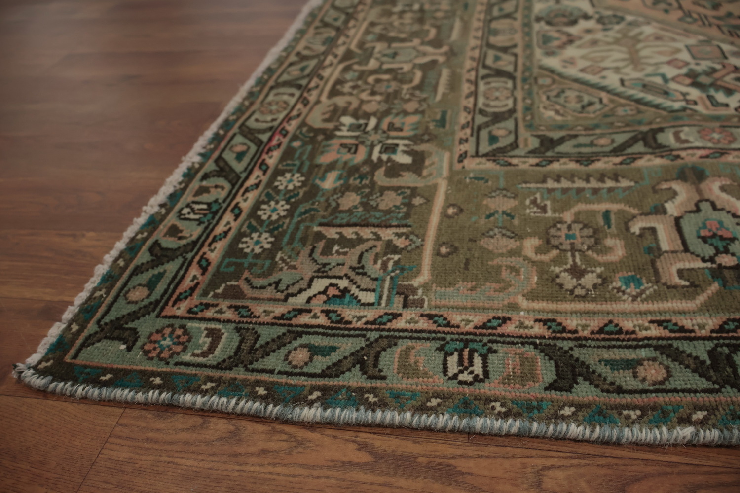 Elegant Pink Tabriz Antique-Style Rug in Subtle Earthy Tones 6x9