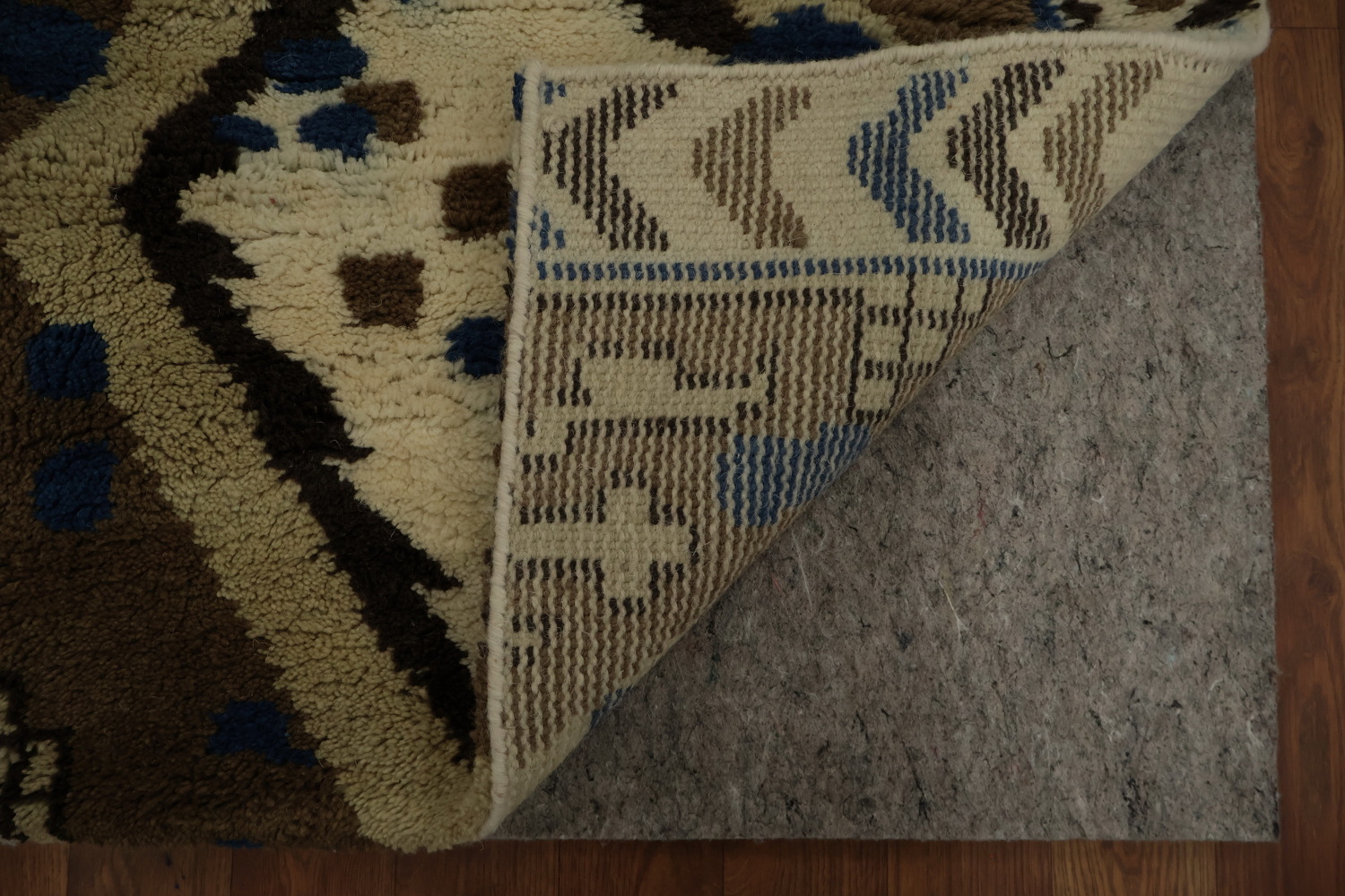 Diamond Pattern Moroccan Area Rug 8x10 Blend of Tradition and Style