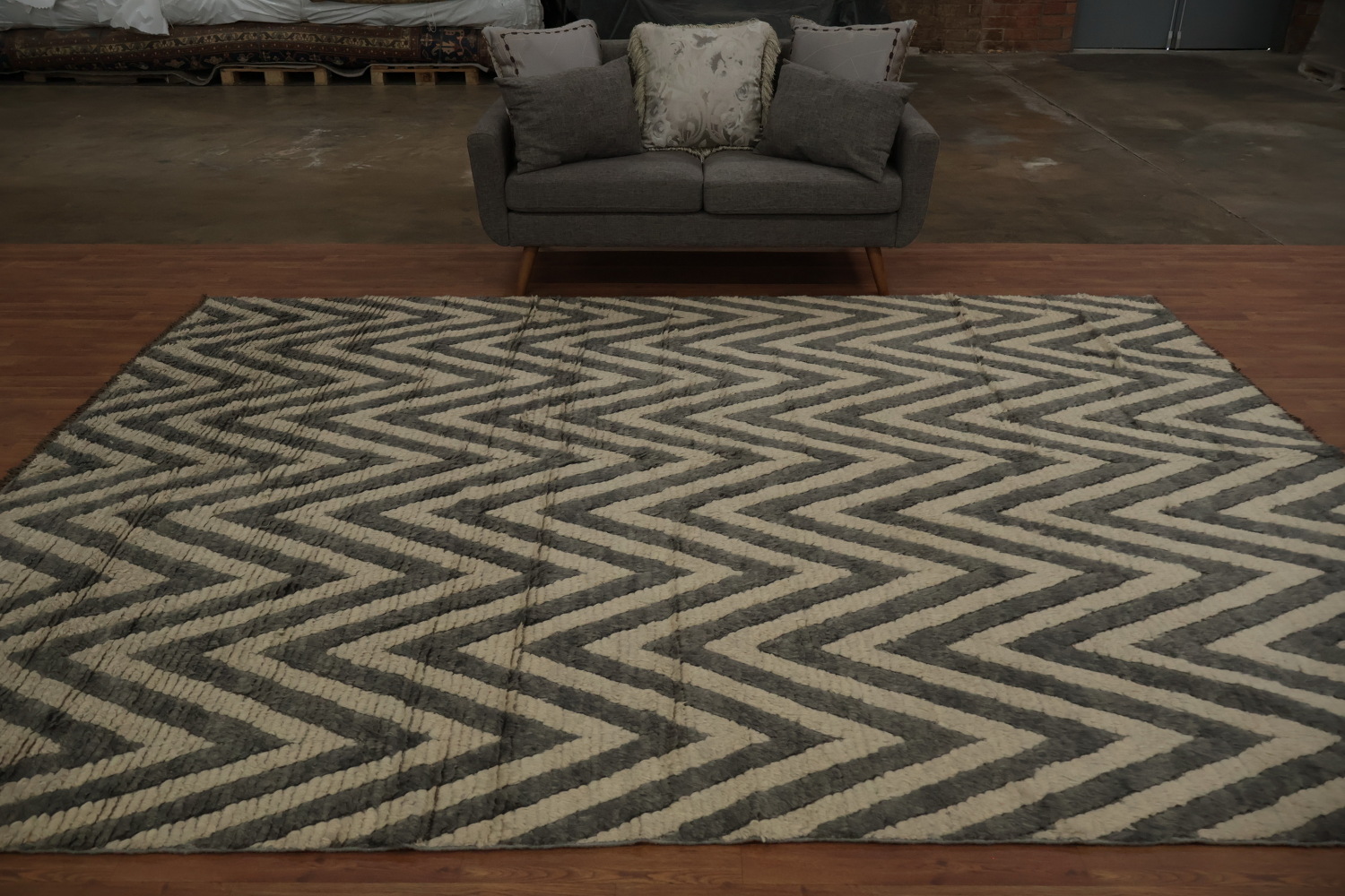 Chevron Moroccan Shaggy Wool Area Rug 9x12