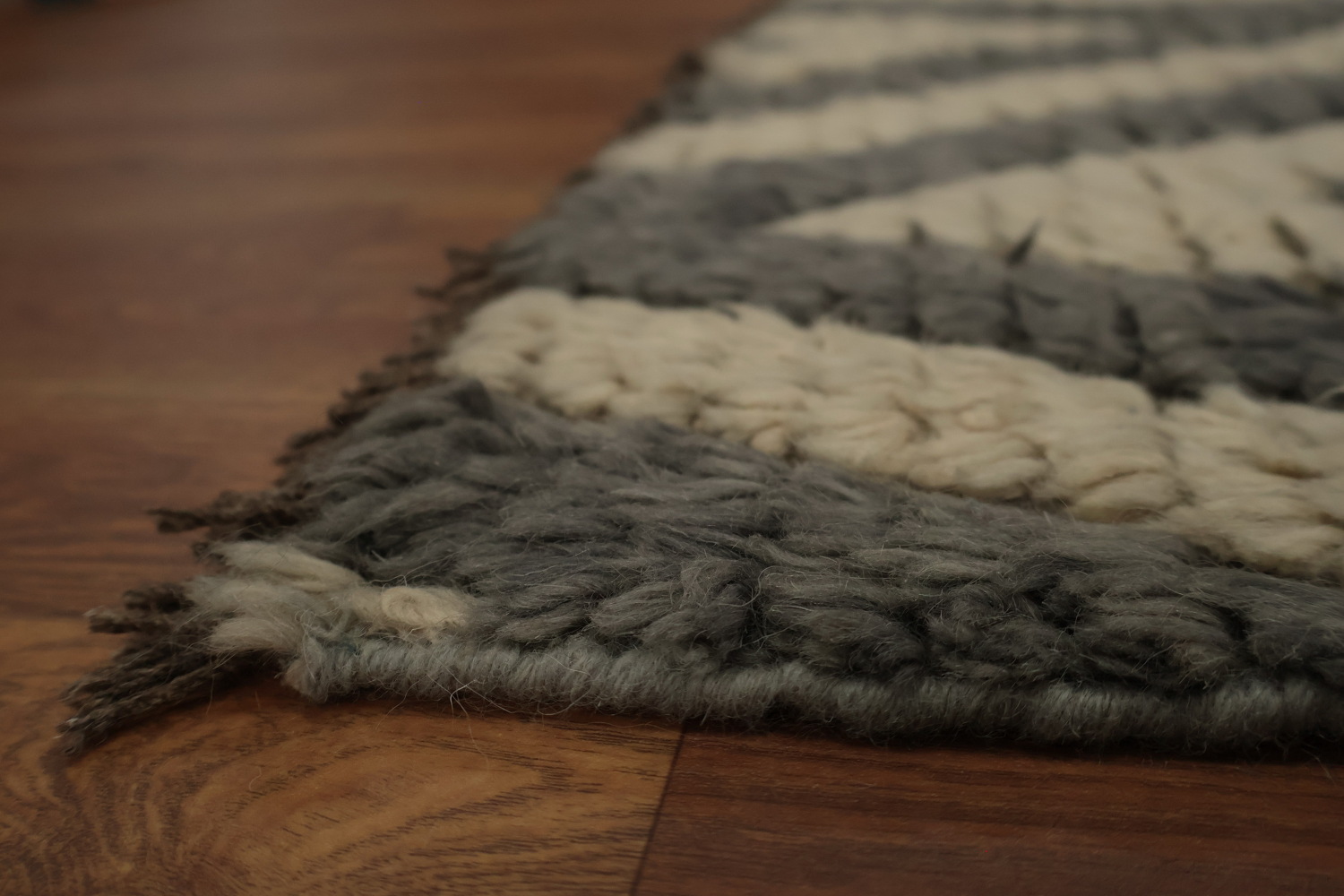 Chevron Moroccan Shaggy Wool Area Rug 9x12