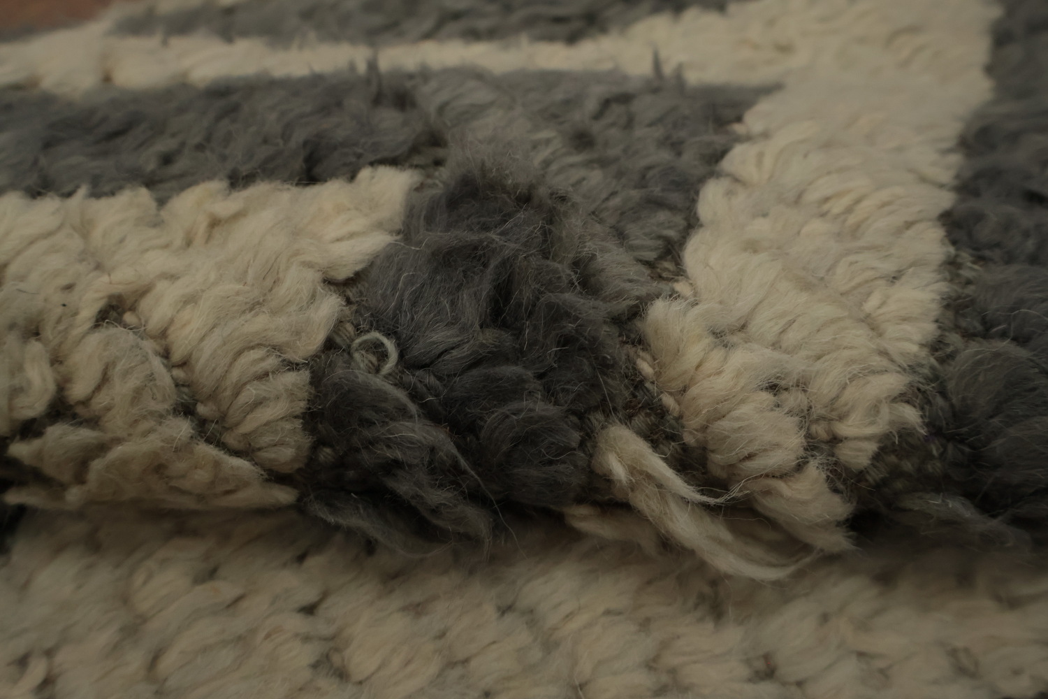 Chevron Moroccan Shaggy Wool Area Rug 9x12