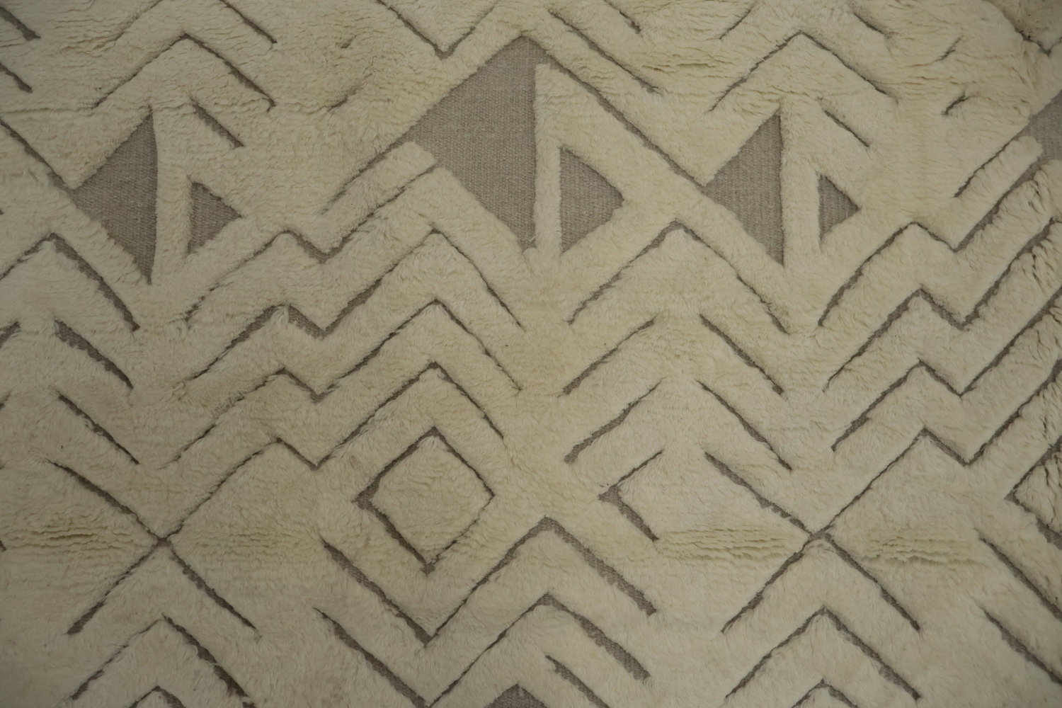 Transform Any Room with a Geometric Moroccan Area Rug 8x11