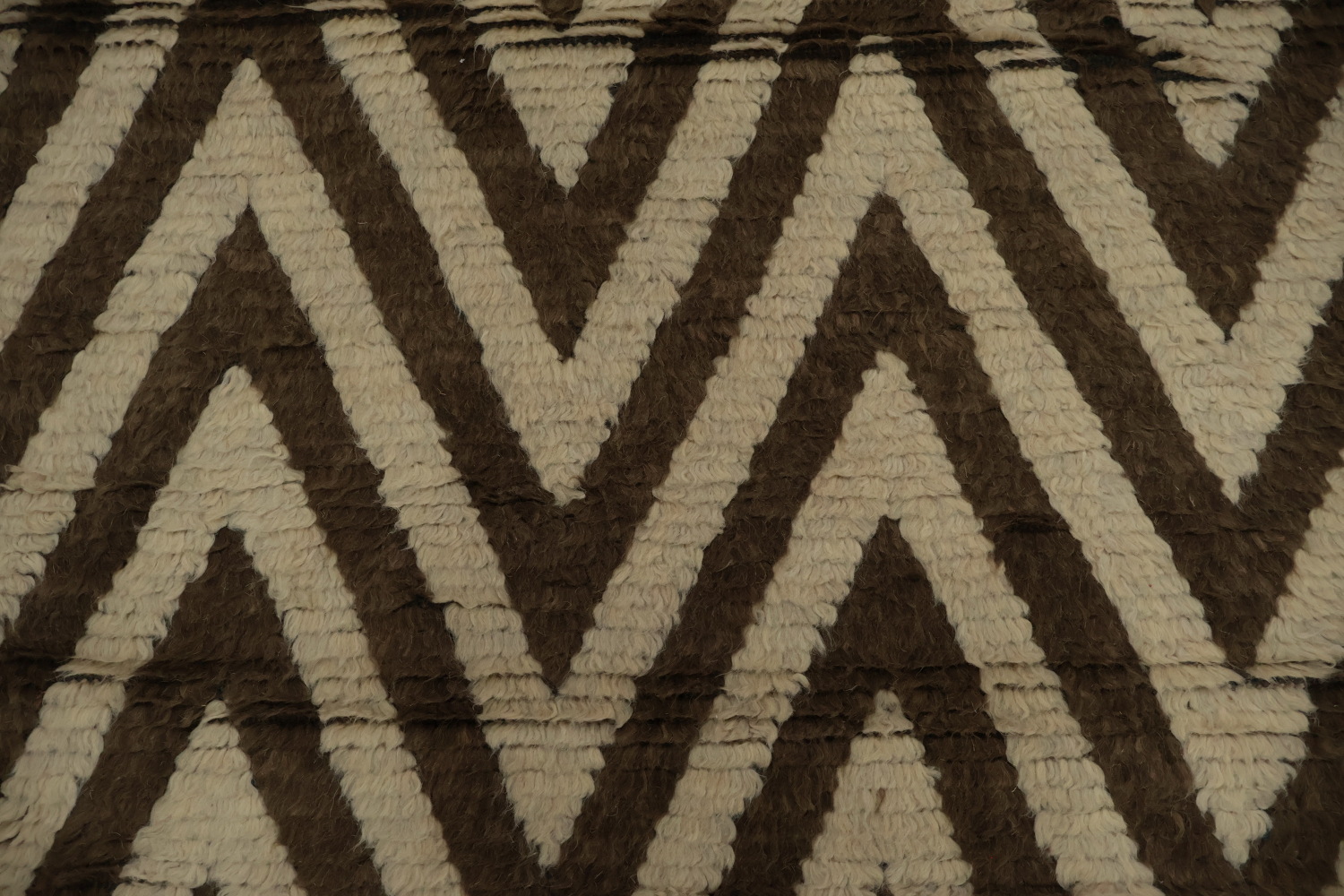 Chevron Moroccan Shaggy Area Rug 9x11 Adding Warmth to Your Room