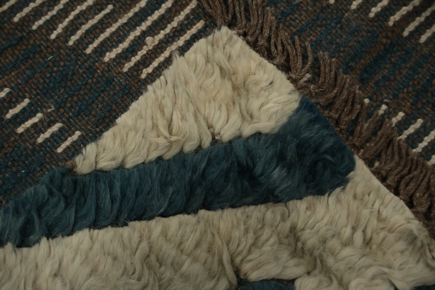 Striking Moroccan Shaggy Area Rug 9x11 Elevate Your Home Decor
