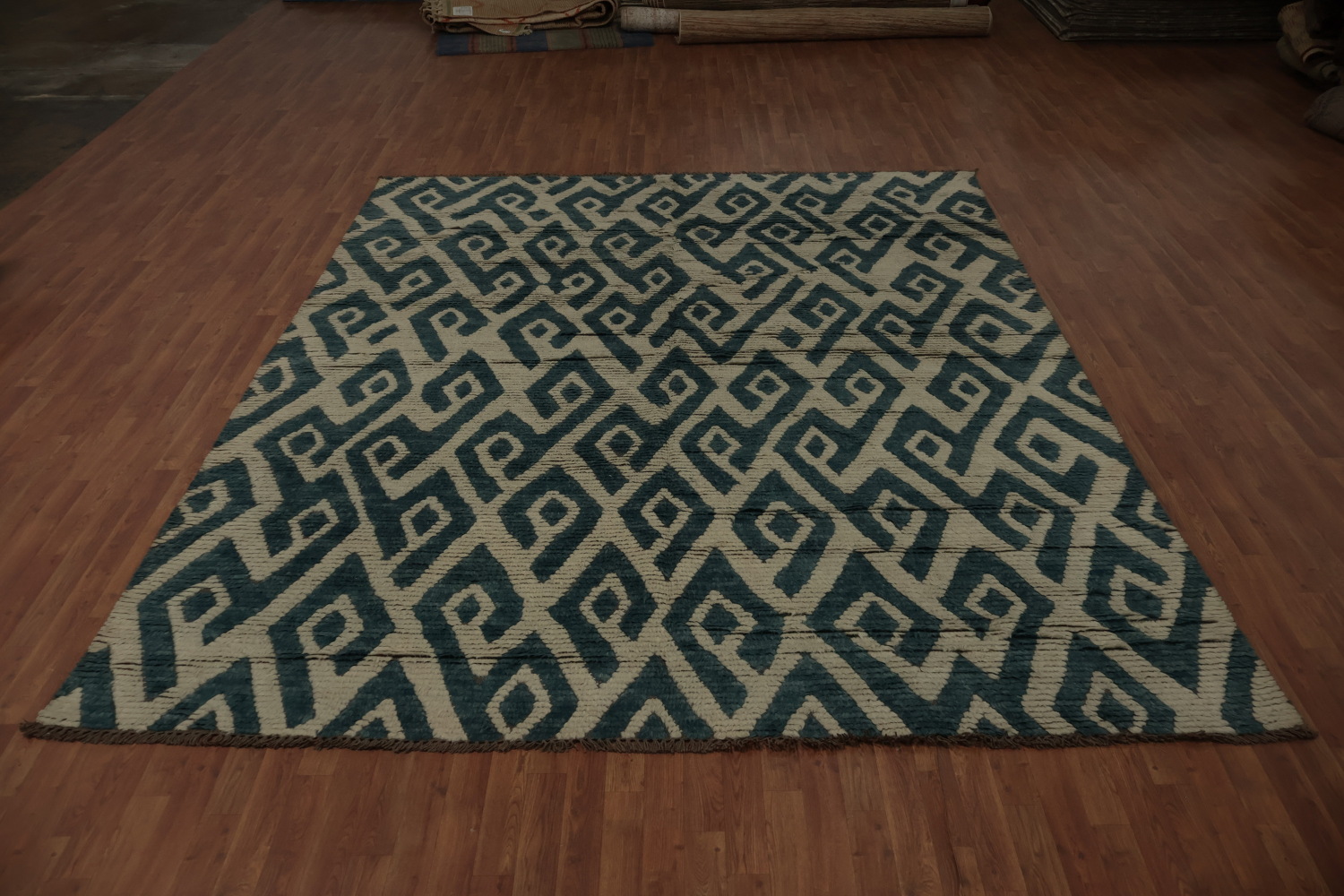 Geometric Moroccan Shaggy Area Rug 9x11 Add a Touch of Modern