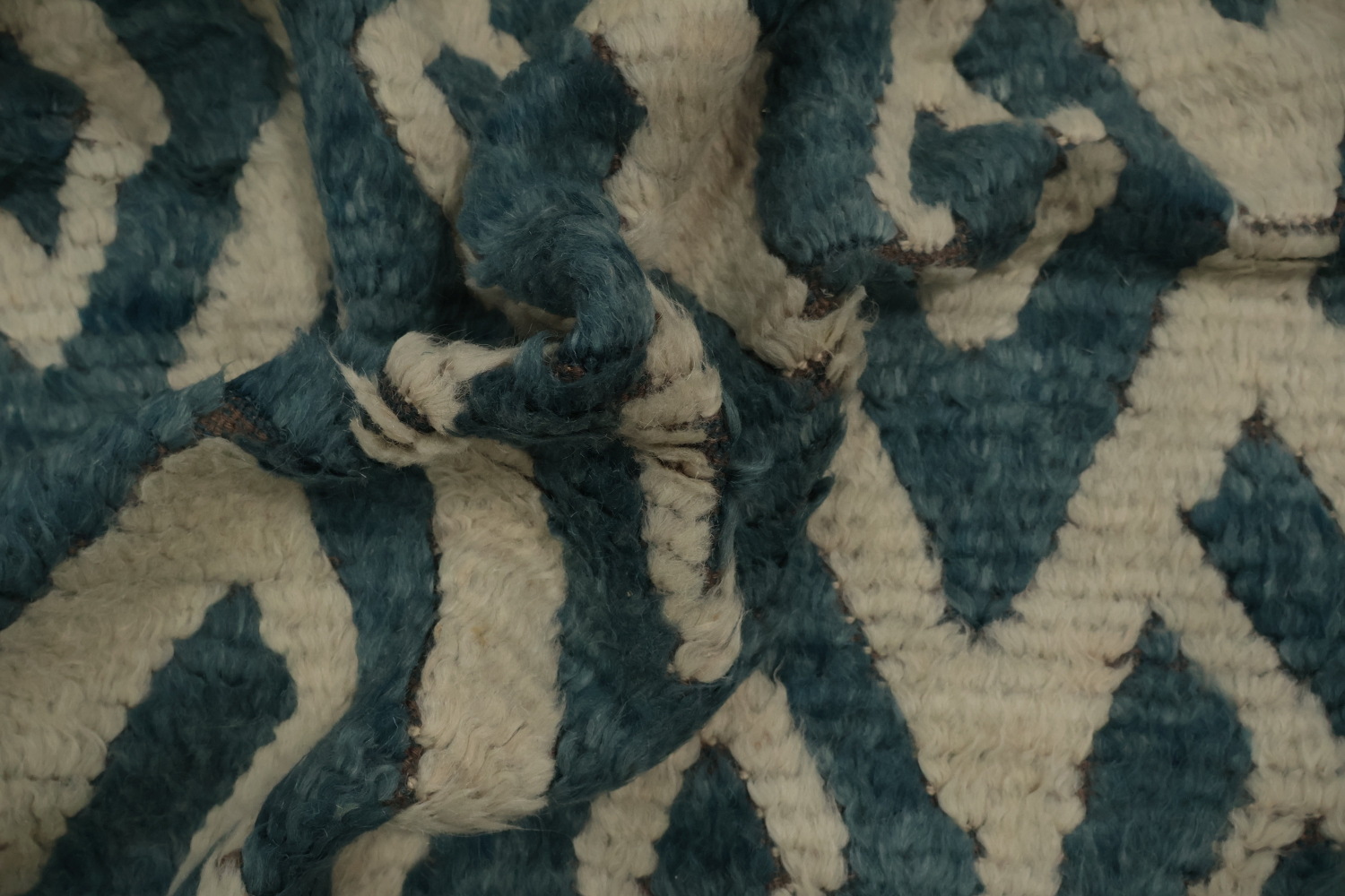 Geometric Moroccan Shaggy Area Rug 9x11 Add a Touch of Modern