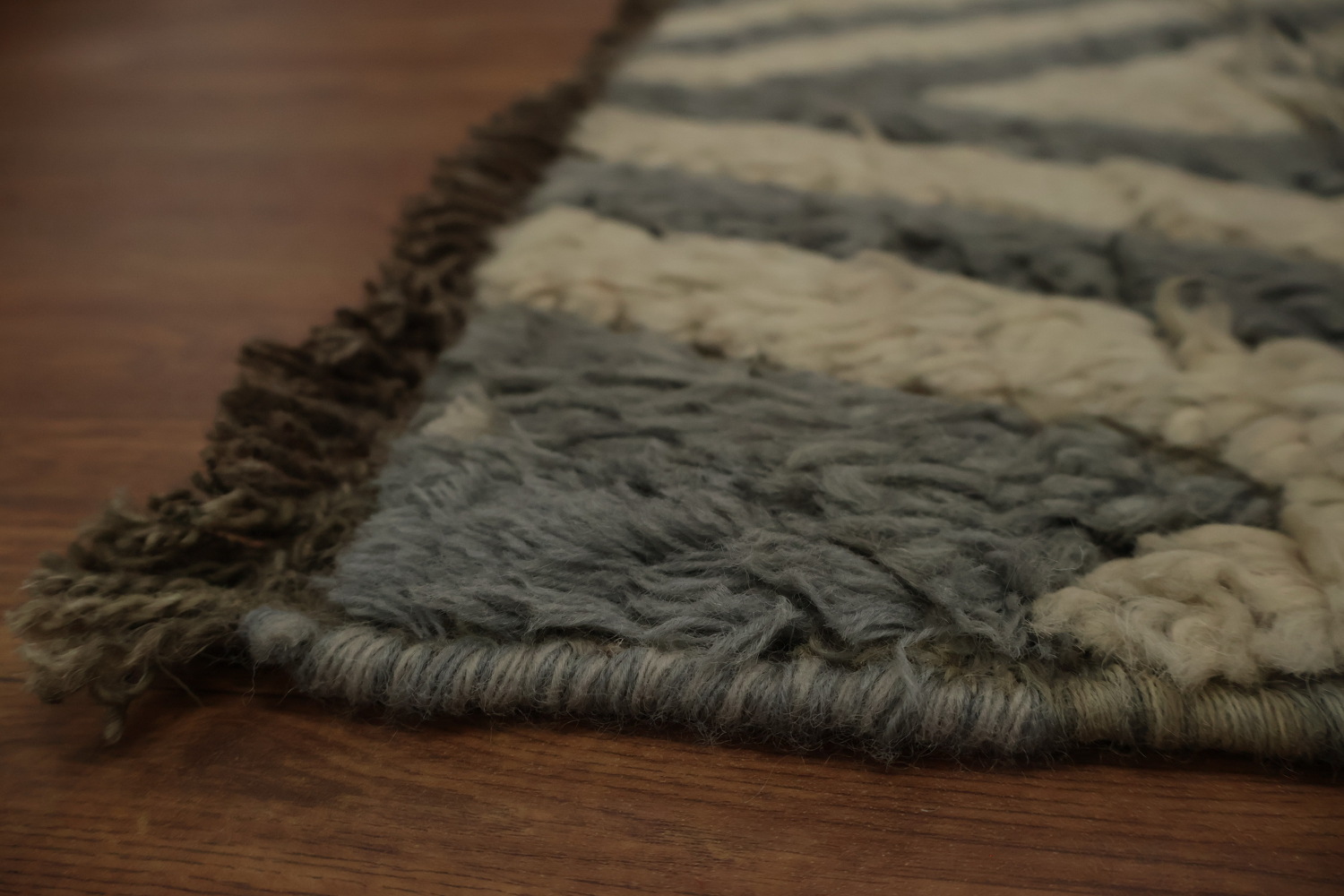 Modern Chevron Patterned Moroccan Shaggy Area Rug 9x11