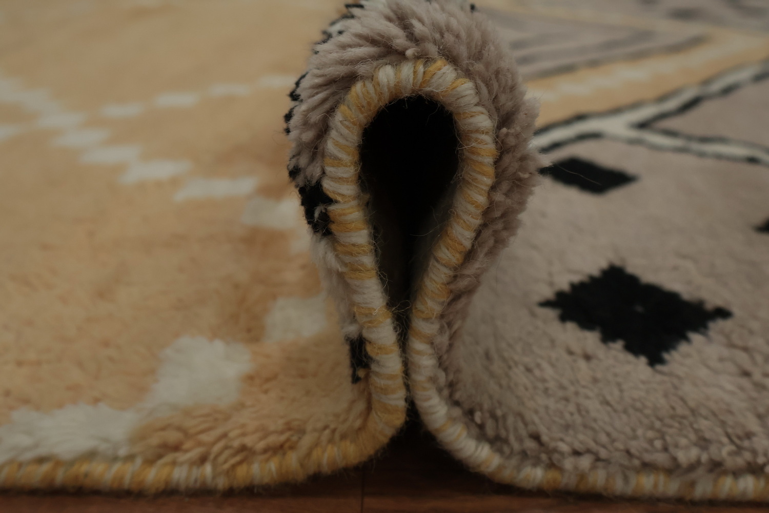 Large Moroccan Wool Area Rug 9x12 with Earthy Tone Design
