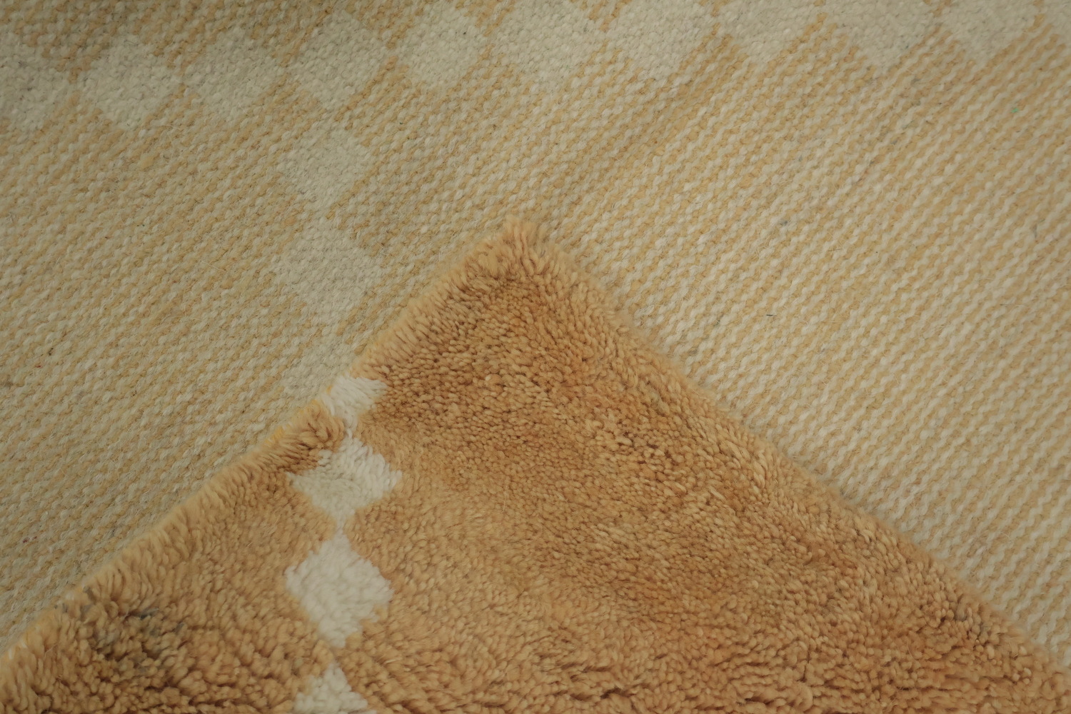 Large Moroccan Wool Area Rug 9x12 with Earthy Tone Design