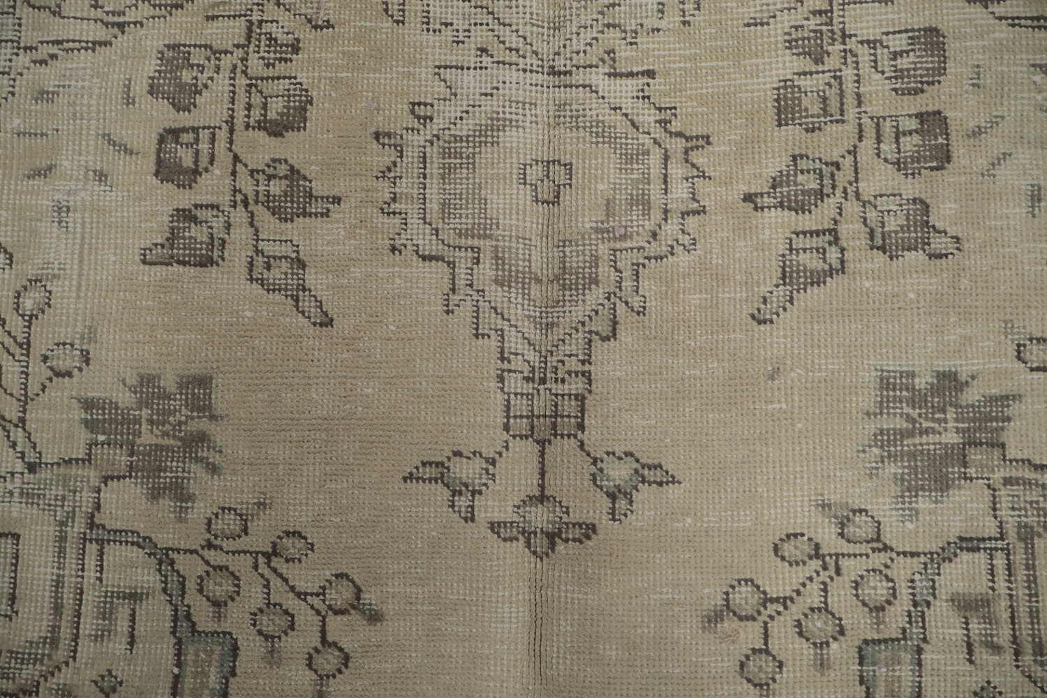 Vintage Wool Tabriz Persian Area Rug 6x9