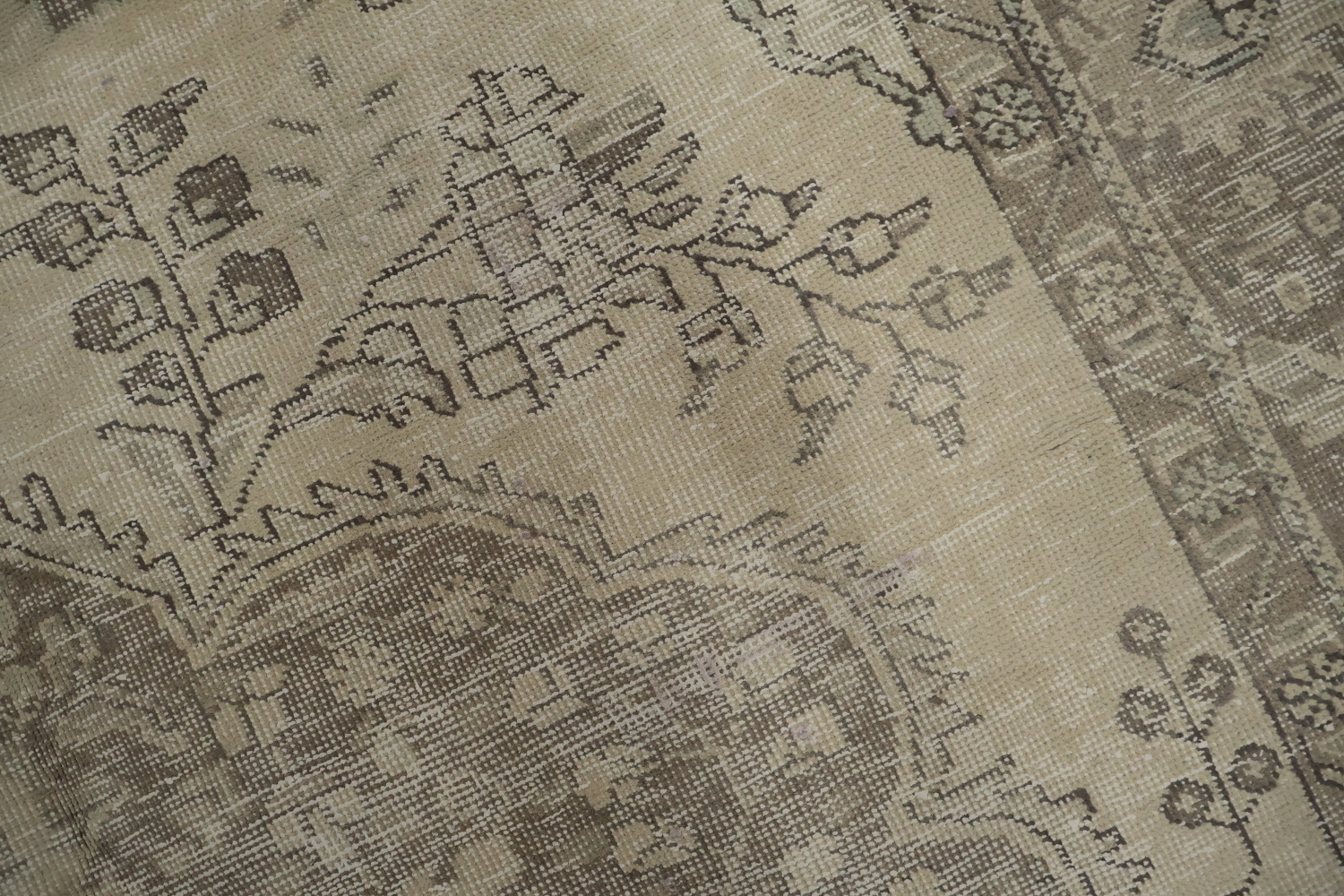 Vintage Wool Tabriz Persian Area Rug 6x9