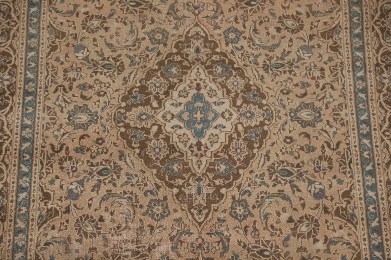 Traditional Kashan Persian Area Rug 6x9