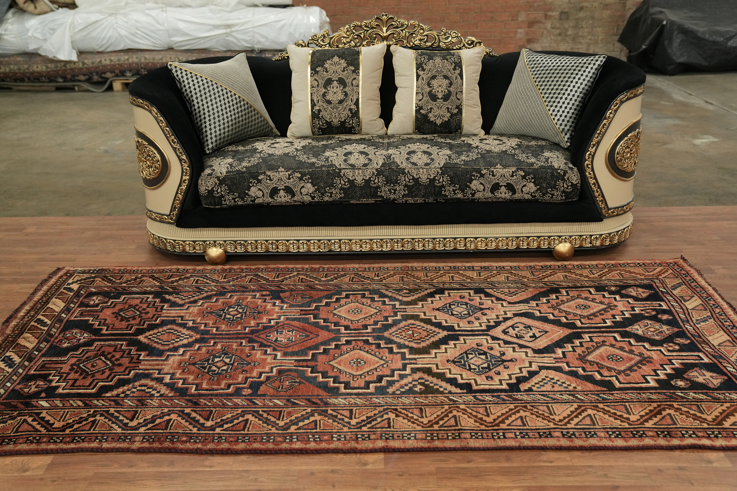 Lori Persian Area Rug 5x10