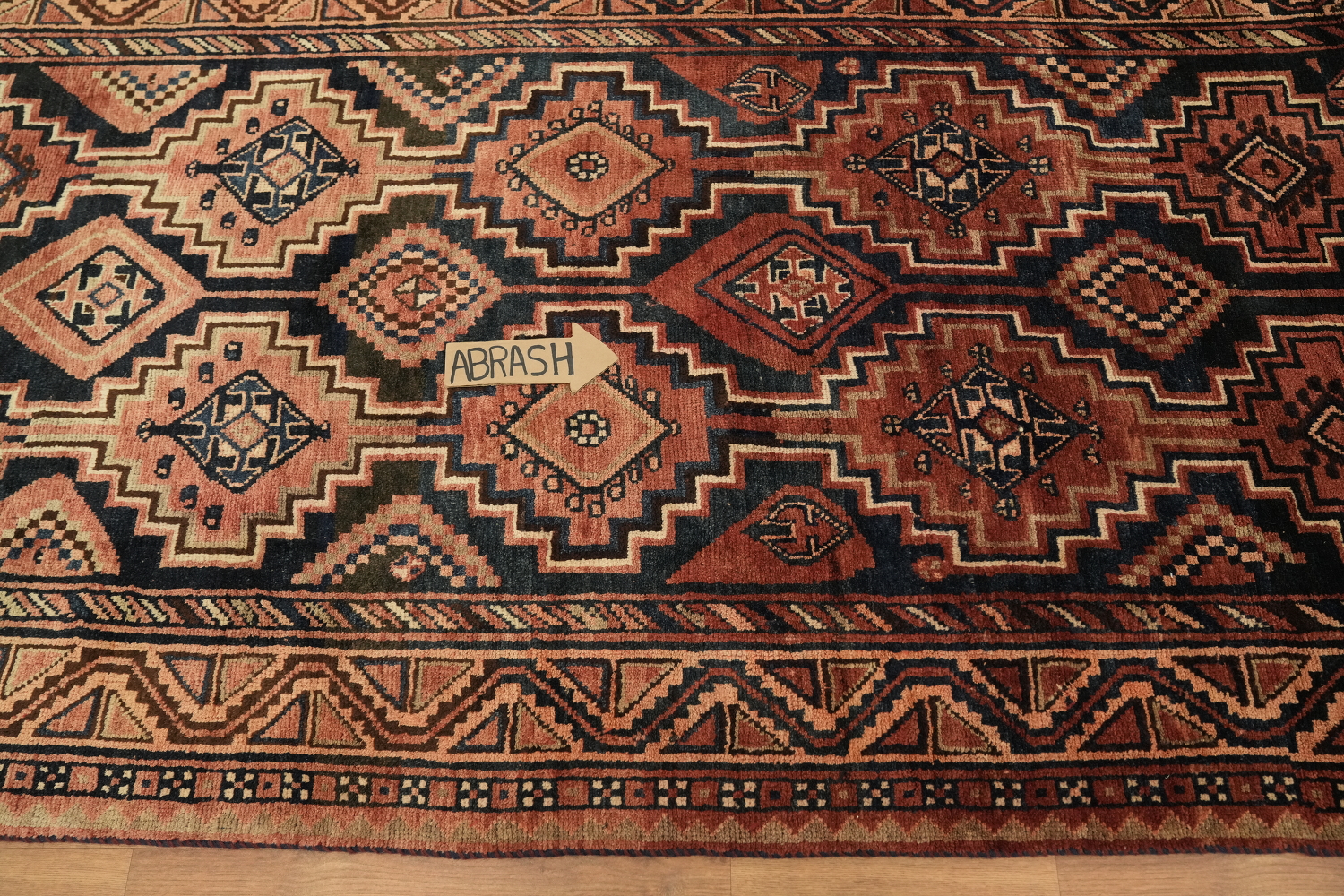 Lori Persian Area Rug 5x10
