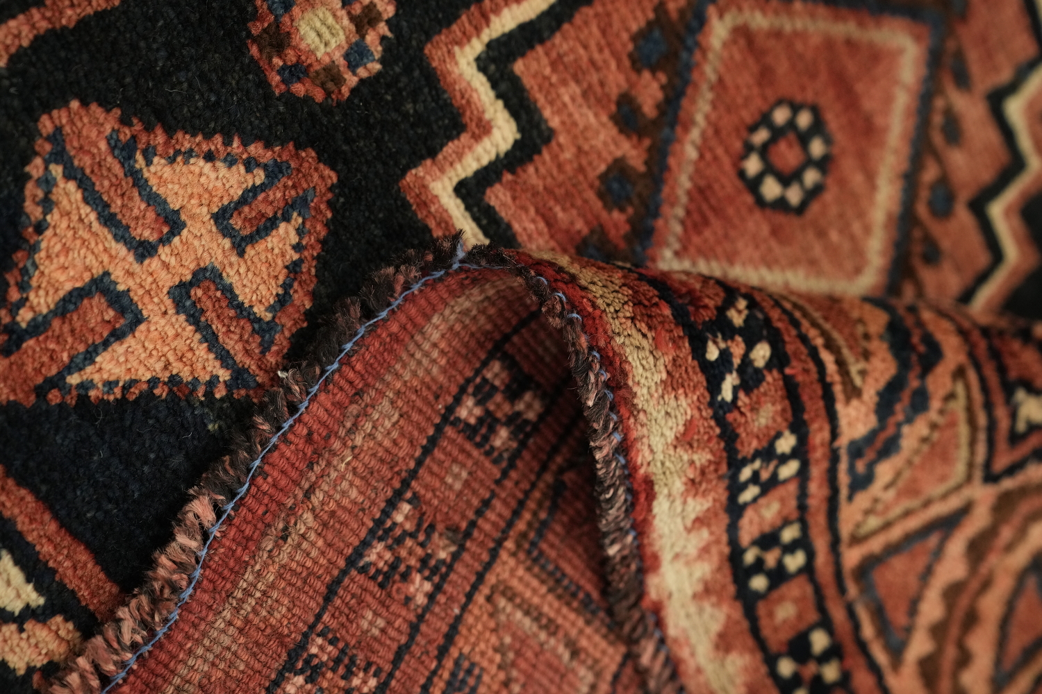 Lori Persian Area Rug 5x10