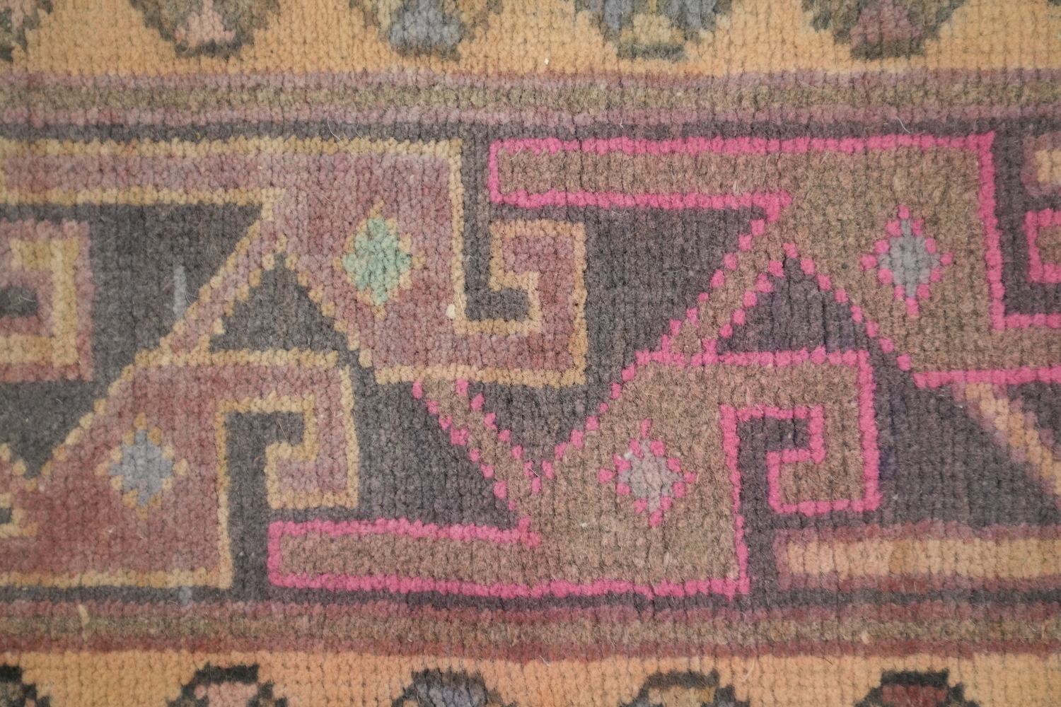 Meshkin Persian Runner Rug 4x10