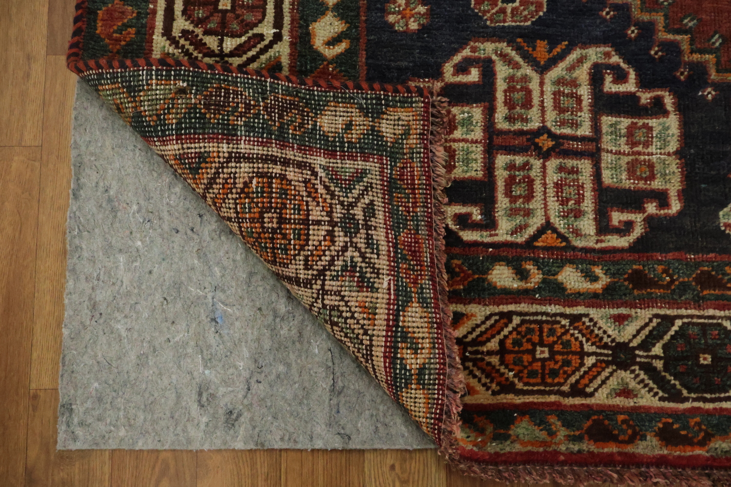 Geometric Red Shiraz Persian Area Rug 5x8