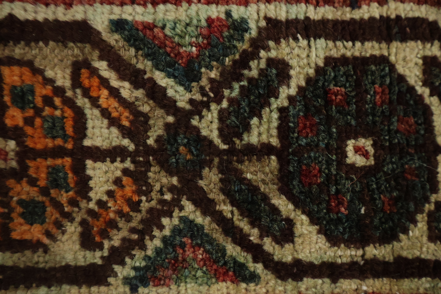 Geometric Red Shiraz Persian Area Rug 5x8