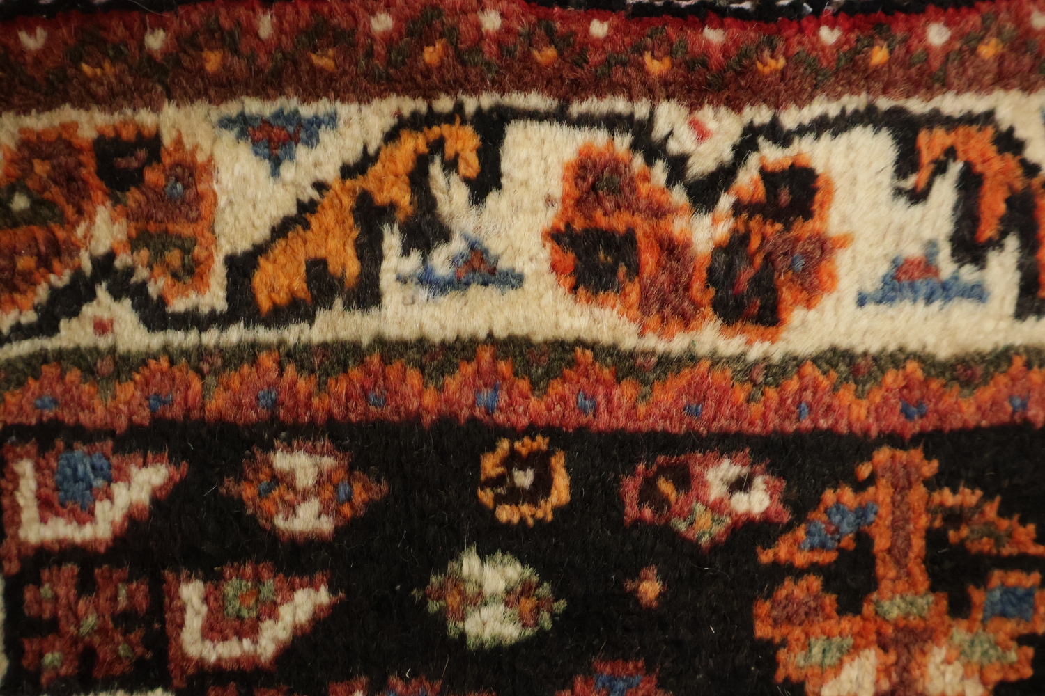Tribal Abadeh Nafar Persian Rug 4x5