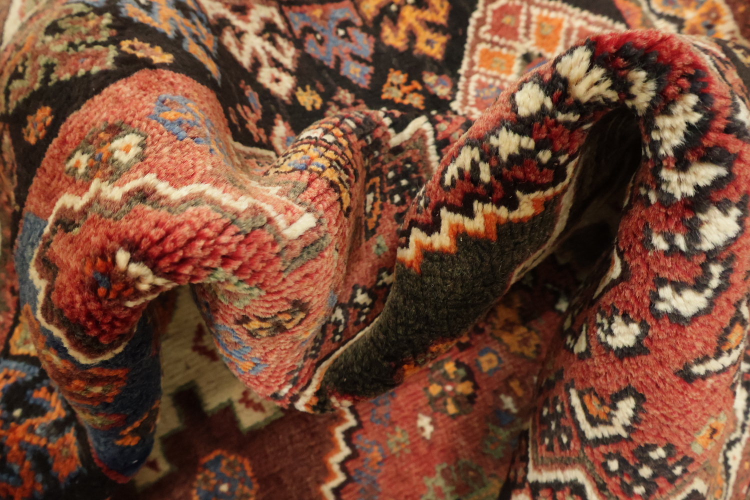 Tribal Abadeh Nafar Persian Rug 4x5