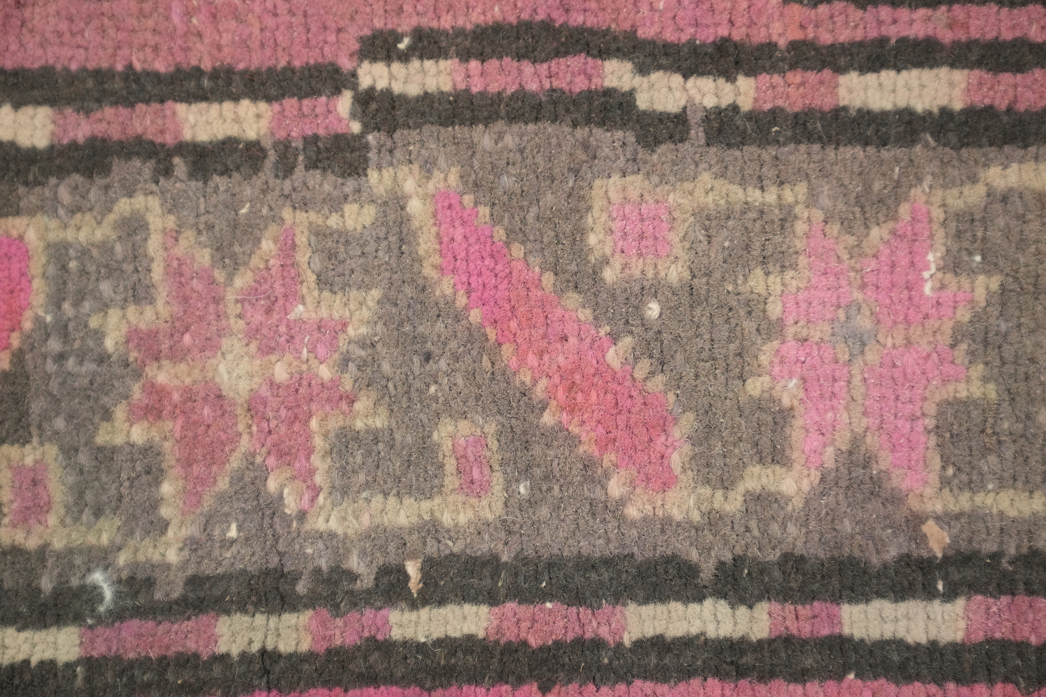 Tribal Fuchsia Meshkin Persian Runner Rug 4x9