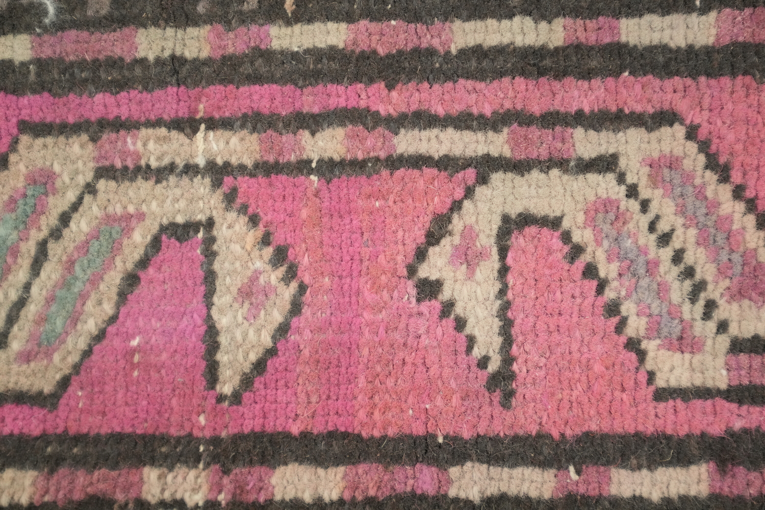 Tribal Fuchsia Meshkin Persian Runner Rug 4x9