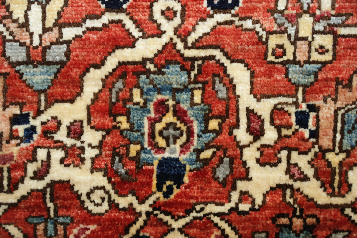 Vegetable Dye Heriz Serapi Area Rug 9x12