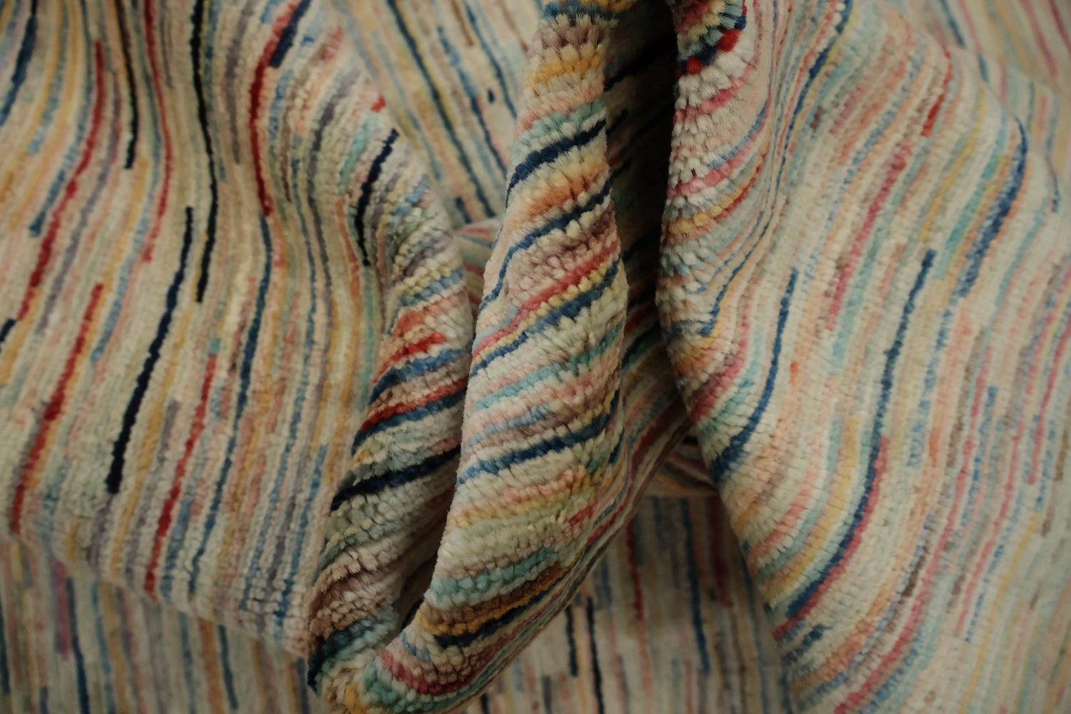 Elegant Striped Gabbeh Area Rug 8x8 for Contemporary Living Spaces