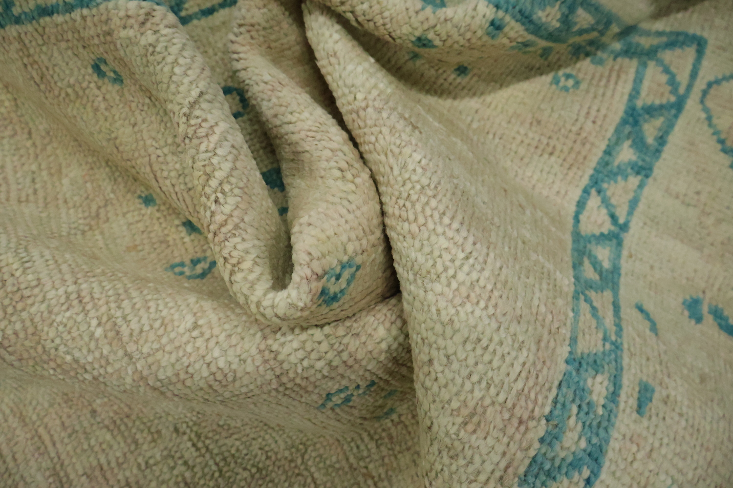 Muted Oushak Vegetable Dye Accent Rug 3x4