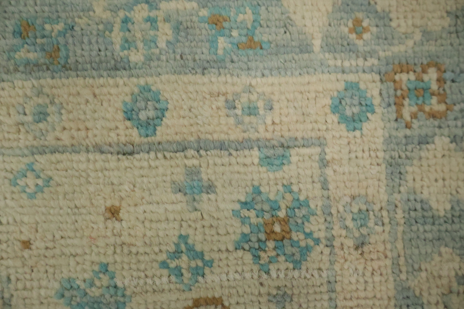 Vegetable Dye Oushak Turkish Foyer Rug 3x4
