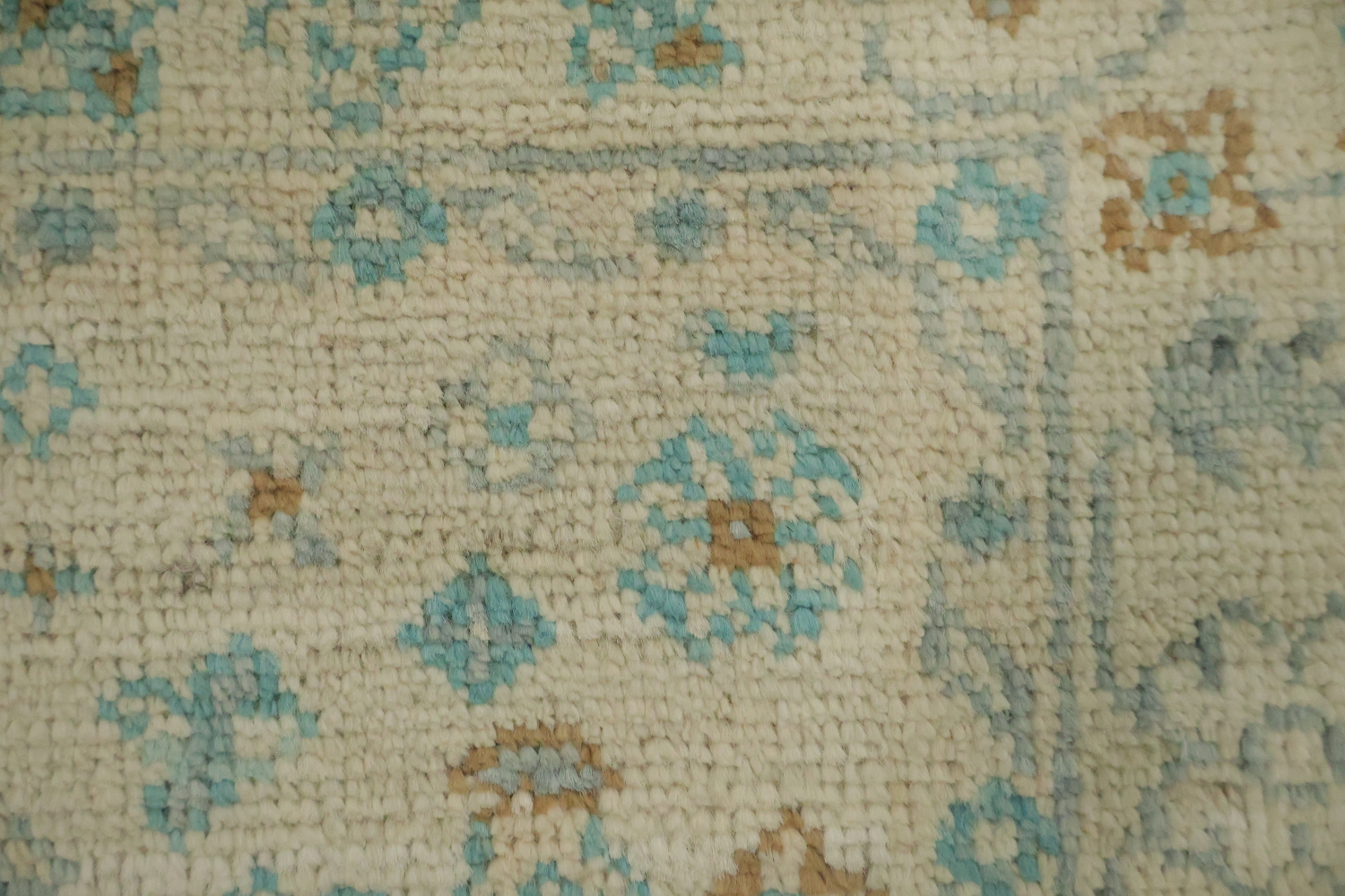 Vegetable Dye Oushak Turkish Foyer Rug 3x4