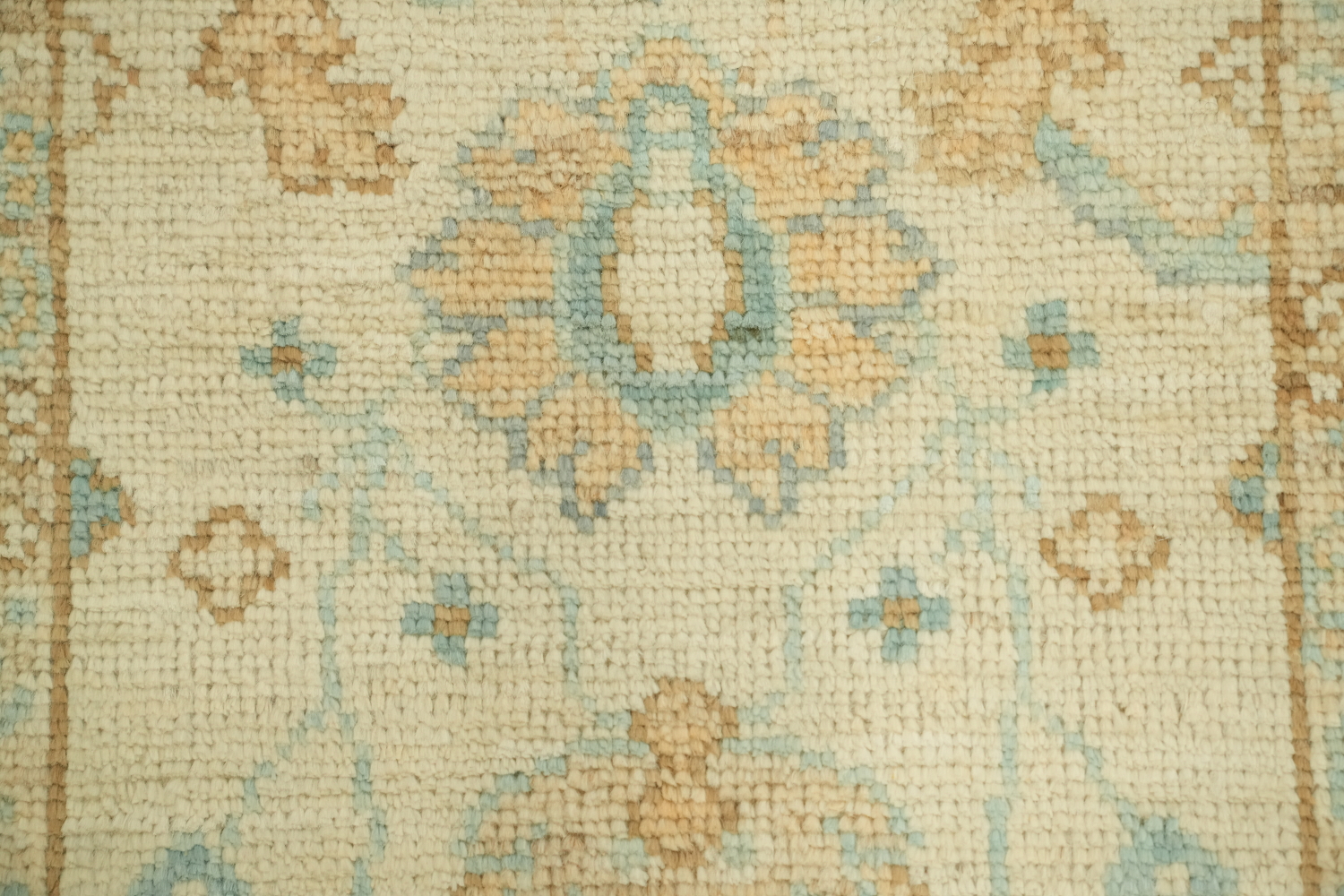 Vegetable Dye Oushak Turkish Accent Rug 2x4