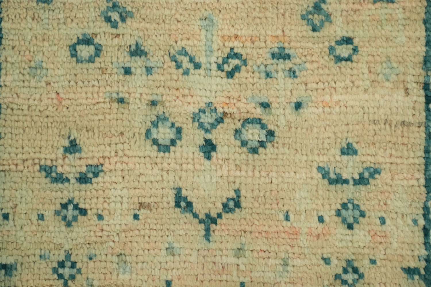 Vegetable Dye Oushak Turkish Accent Rug 2x4