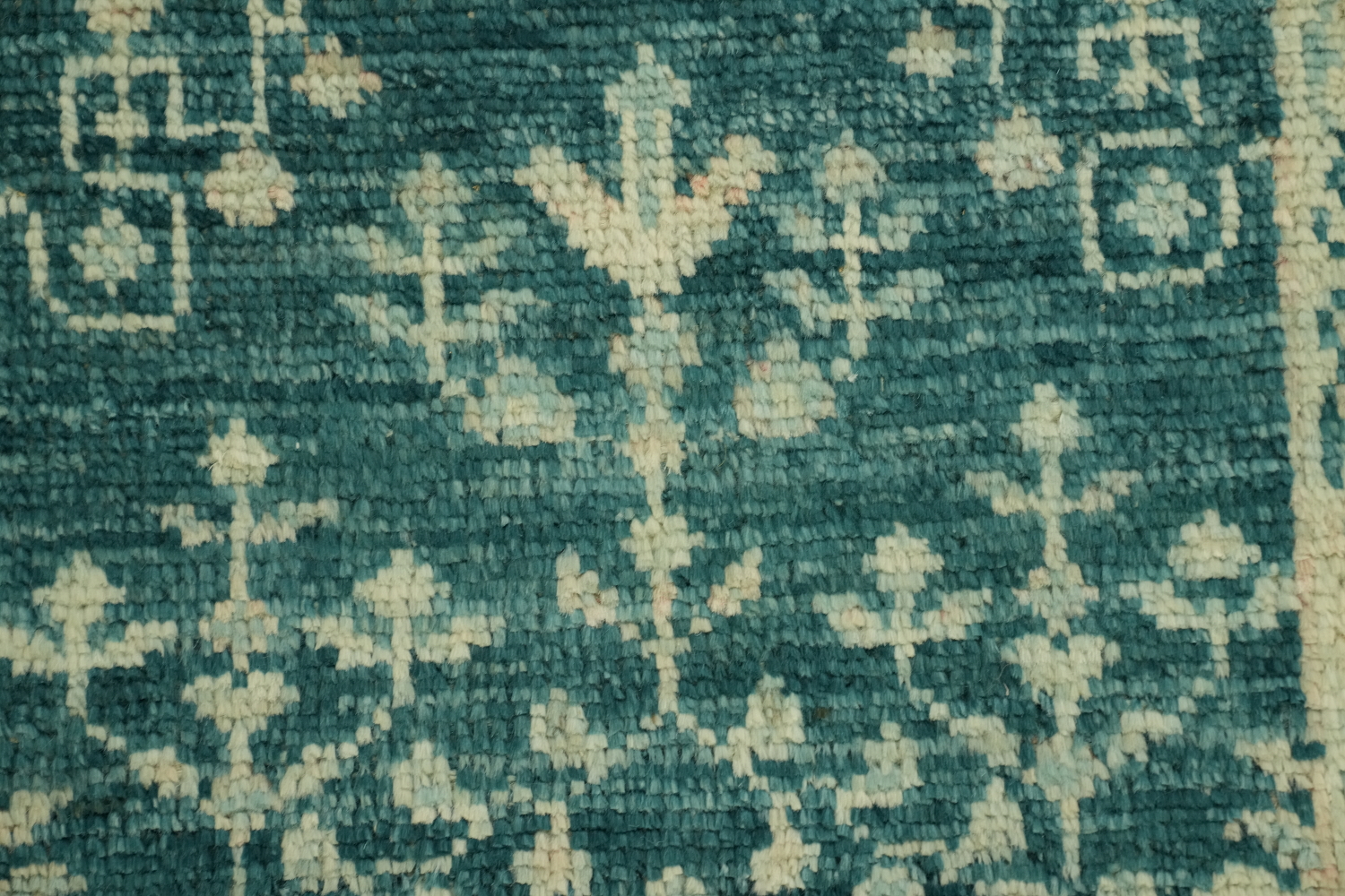 Green Oushak Vegetable Dye Turkish Accent Rug 2x4