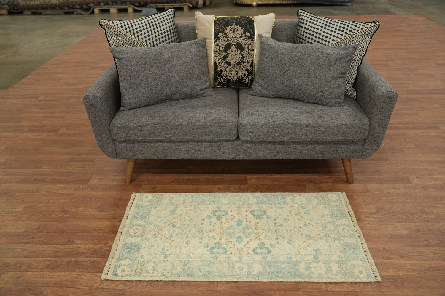 Traditional Blue Beige Floral Pattern Oushak Turkish Rug for Elegant Spaces 2x4 ft