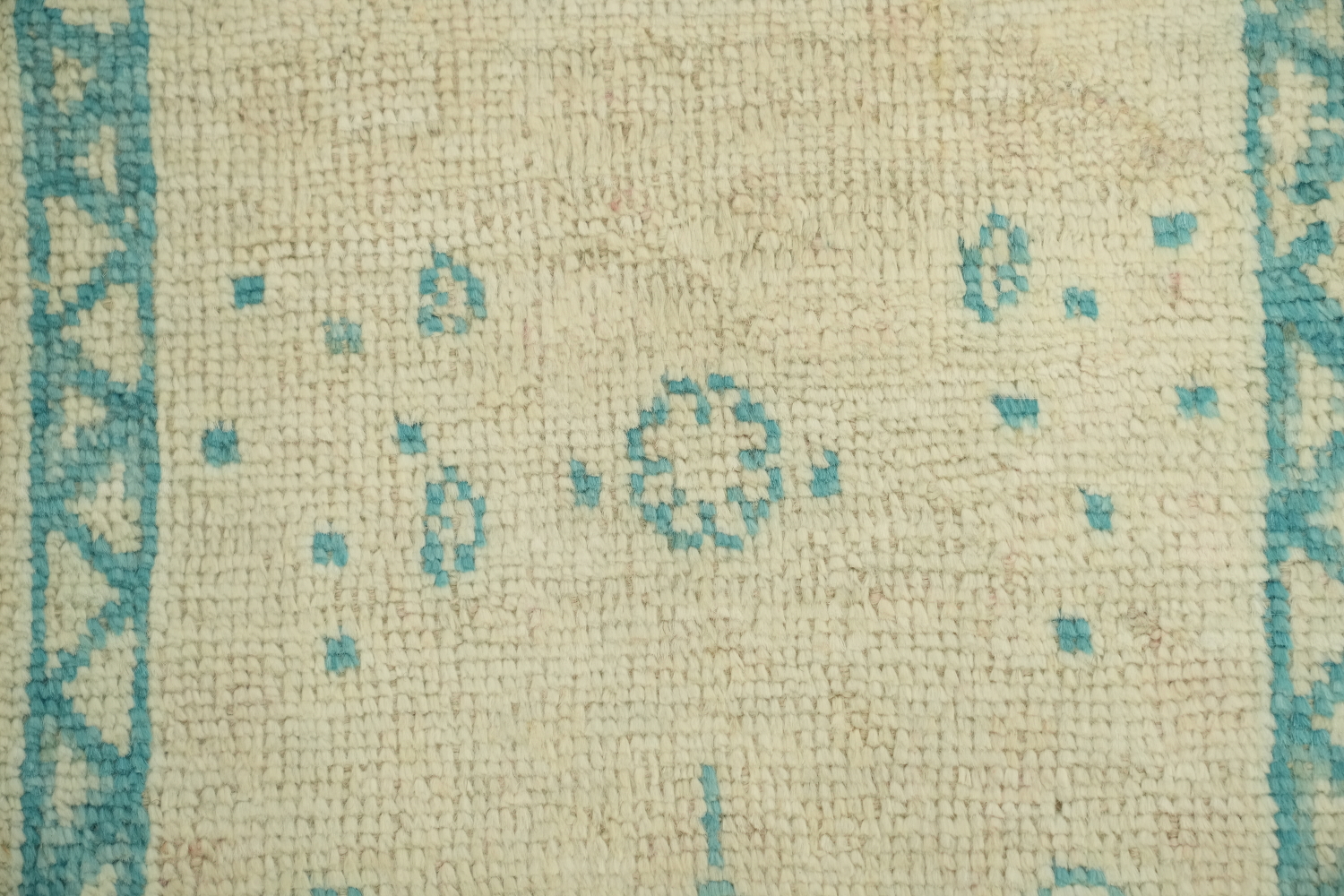 Vegetable Dye Oushak Foyer Turkish Rug 2x3