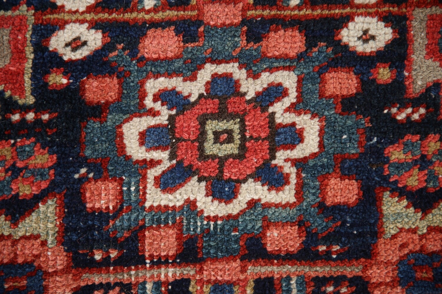 Vegetable Dye Heriz Serapi Antique Persian Rug 9x12